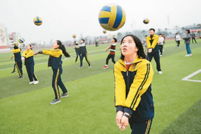 学校操场一圈多少米（中考体育）