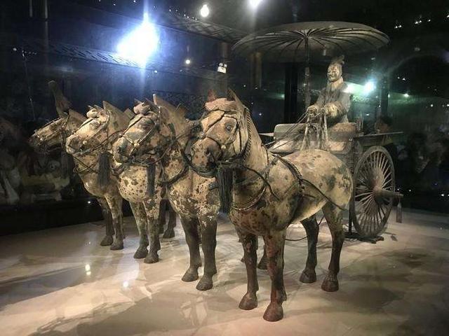 关于兵马俑的诗句，水调歌头-秦始皇兵马俑