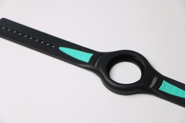 液态硅胶是什么材质，液态硅胶和硅胶手机壳哪个好（液态硅胶是软的还是硬的）