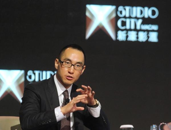 赌王的子女介绍，赌王的老婆及子女介绍（有人落魄到靠脚底按摩为生）