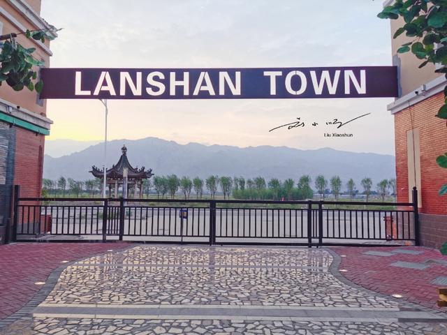 石嘴山是在哪个省，石嘴山是在哪个省的城市（GDP只有首府零头）