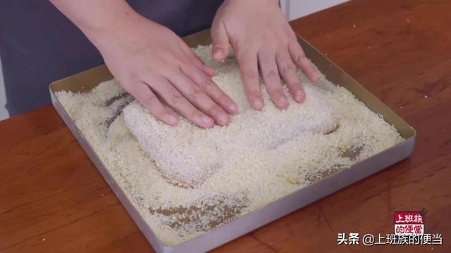 现成的炸鸡排怎么炸酥脆好吃，外面卖15一份的炸鸡排