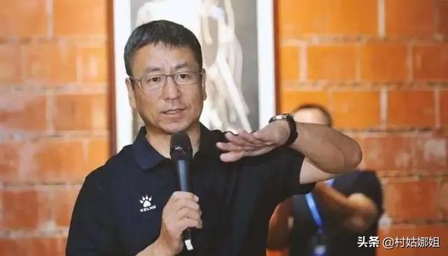 罗京去世讣告，为何墓地却出现怪相
