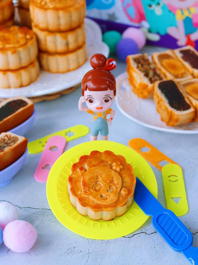 月饼的制作过程，月饼的制作过程及所需材料（中秋月饼不用买）