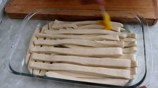 炒拉条子的家常做法，炒拉条怎么做最好吃（味道比饭店里的还好吃）