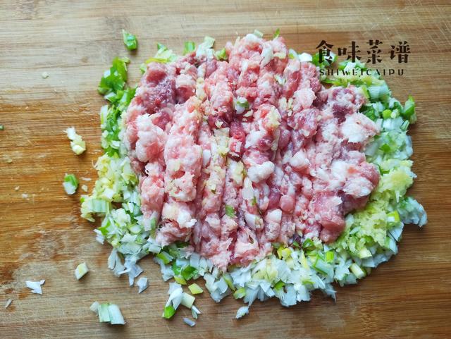 牛肉萝卜馅饺子怎么调馅，牛肉萝卜馅饺子的做法（最好别放这个“调料”）