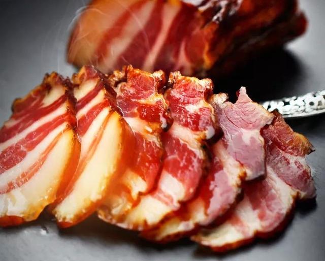 火腿和腊肉的区别，金华火腿和腊肉一样吗（最受欢迎的4种“腊肉”）