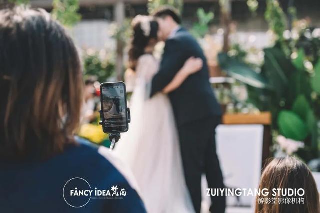 感人的结婚誓言经典台词推荐 电影里的经典婚礼誓词，婚礼相关句子：感人的结婚誓言经典台词推荐（这些最暖心的誓言）