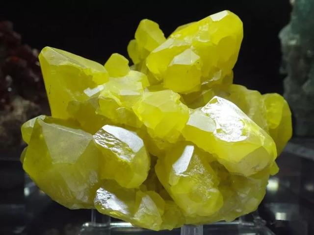 正向抽空四角锥网架，四方锥的杂化类型（假期出游如何鉴定矿物）