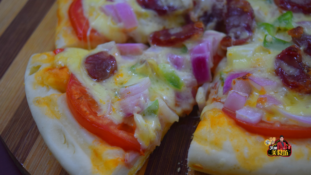 正宗披萨的做法，教你从饼皮开始在家做