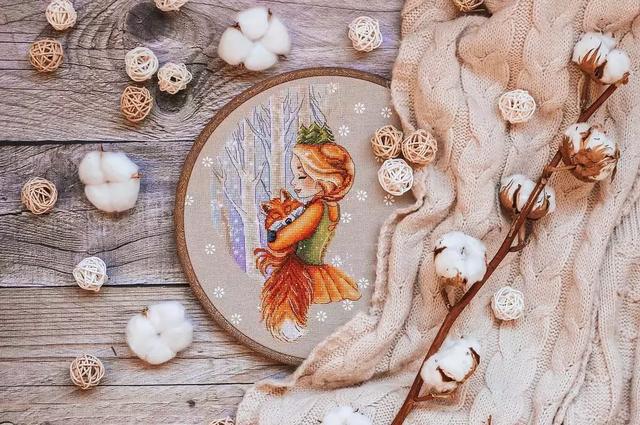 【十字绣枕头图案】哪些十字绣枕头图案好看，手工十字绣枕头图案大全（35款十字绣作品大赏析）