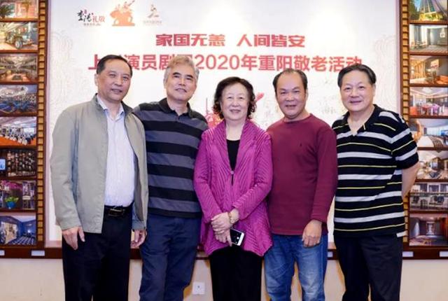 石维坚的演艺经历是什么，演员石维坚年龄（她曾是达式常第一位银幕情侣）