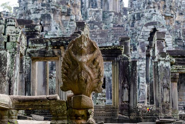 海浪花帽子编织视频，海浪花帽子编织方法详细教程（柬埔寨王宫的守护神是七头那伽）
