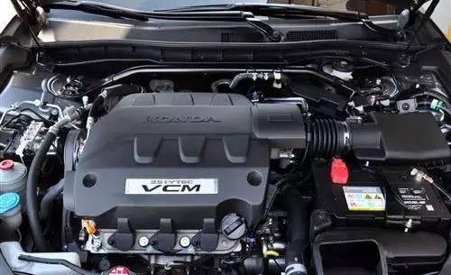 气门的类型可以分为哪些，气门按照结构可以分为（汽车发动机的种类可以细分为50多种）