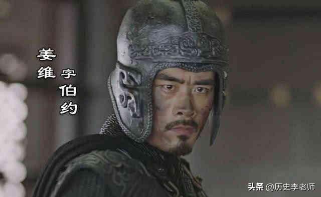 三国演义中的凤雏是谁，三国演义里的凤雏是谁（而司马懿的外号则很吓人）