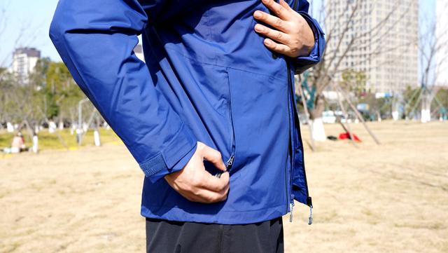 沙里瓦是什么意思，沙乌沙里瓦是什么意思（新年用红蓝新衣组CP-沙乐华男女羽绒服）