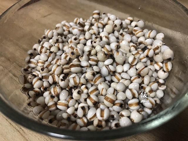 西瓜汤的做法，丝瓜汤的做法（吃完西瓜皮留着）
