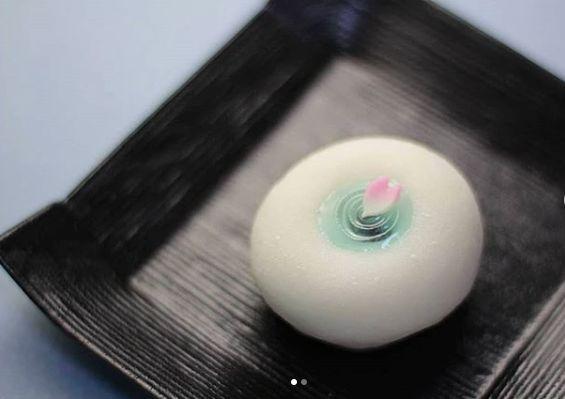 日本和果子的制作方法，日本食玩果子制作视频（日本匠人做出这么美的“和果子”）