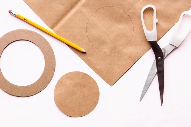 折纸礼物袋制作方法，手工折纸礼袋（天天都用的塑料袋还有这么多玩法）