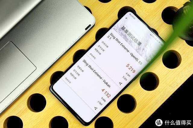 红米k20pro屏幕（请取下有色眼镜来看Redmi）