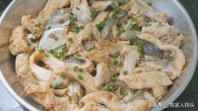鱼肉丸该怎么做，60岁老厨师教的鱼丸做法