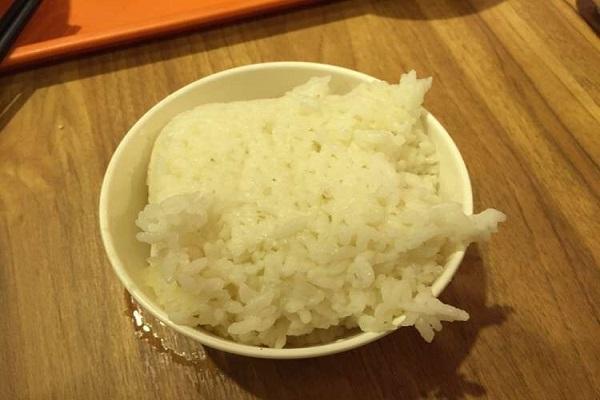 吃垃圾食品的危害，吃垃圾食品的危害演讲稿（“垃圾食品”就等于加工类零食吗）