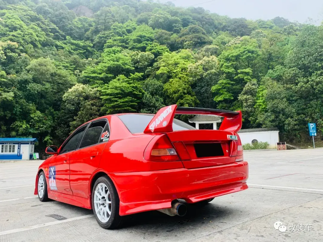 三菱evo4(三菱evo停产原因)