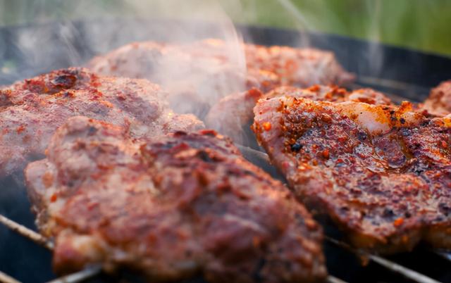 羊肉为什么有膻味，羊肉为什么有膻味牛肉没有（羊肉为啥这么“膻”）