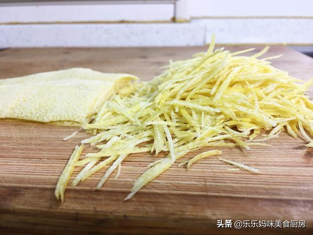 柚子茶的做法，柚子茶的功效与作用及食用方法（入冬后建议多喝蜂蜜柚子茶）