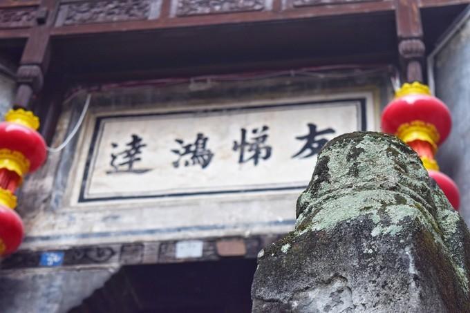 贵阳到梵净山(去梵净山坐高铁到哪下)