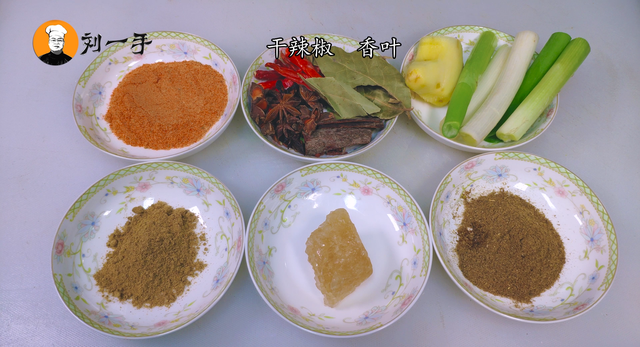 烤箱怎么烤猪腿肉，烤箱怎么烤羊腿肉怎么做好吃（想吃烤猪蹄不用出去买）