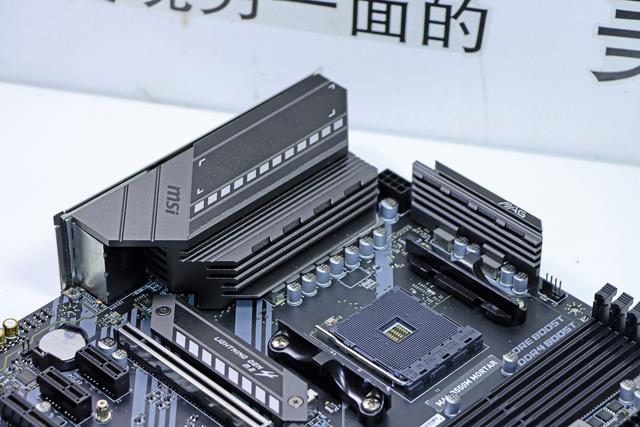 10400f和10400有什么区别，10400f与10400f（谁是 CPU 套装性价比之王）