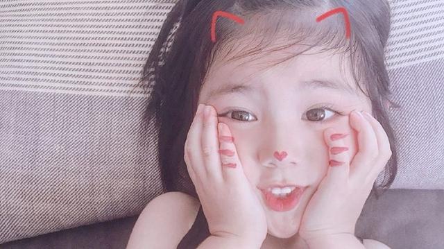 韩国网络最红女孩，韩国颜值超高的小女孩，超可爱，微信头像（2岁大眼萌妹火遍日本）
