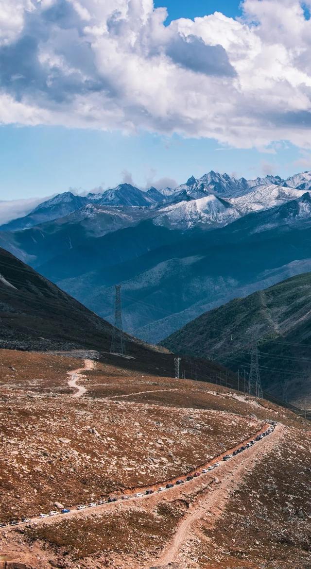 中国最美景观大道是从哪儿到哪儿，中国最美景观大道318国道从哪儿到哪儿（带你走进“中国人的景观大道”）