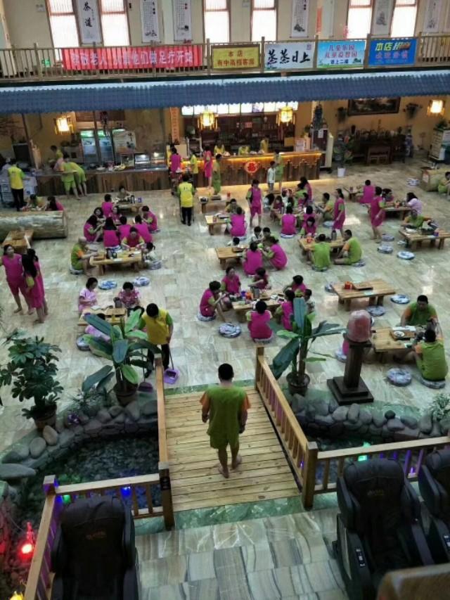 汗蒸的功效与作用，汗蒸的功效与作用及禁忌（汗蒸房功效、汗蒸之前准备、汗蒸适宜人群）