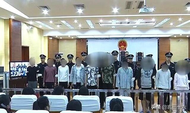 社会摇教程八步，社会摇八步教程（中国精神小伙VS日本暴走族）