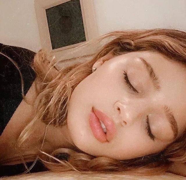 黑白欧美头像微信，黑白欧美头像（欧美头像酷拽情侣绝配）