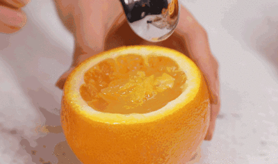 新鲜橙子皮的妙用，橘子皮别扔盘点橘子皮的妙用（又到了吃橙子的季节）