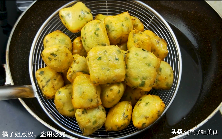 【香酥韭菜面包】做法步驟圖-起舞食譜網(wǎng)