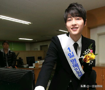 一百亿韩元是多少人民币，一百亿韩元等于多少人民币（宋仲基新电影因疫情停拍）