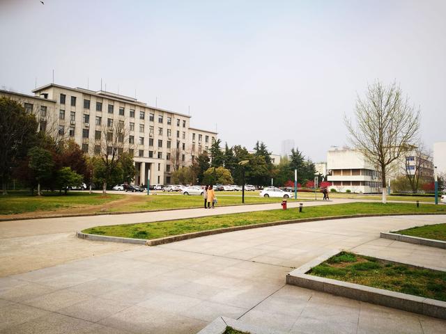 南昌工学院学费多少钱，2021年南昌工程学院学费一年多少钱及各专业收费标准（晋赣皖三省各添一所公办大学）