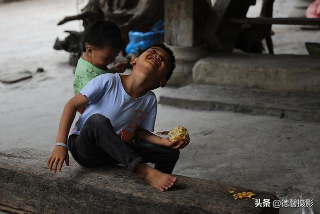 傣族的资料简介，傣族资料三年级上册（探访云南特有少数民族之：傣族）