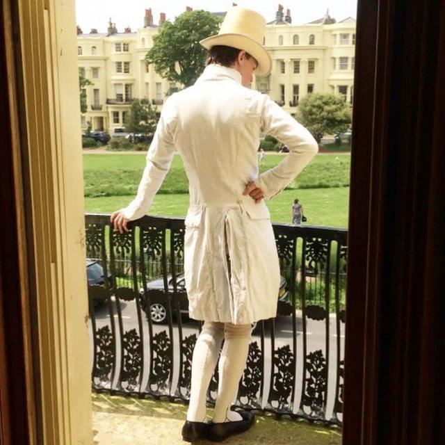 Zack什么意思，证件类型不符什么意思（？英国鲜肉小哥只穿200年前衣服上街）