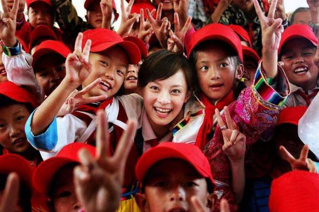 孙俪什么学校毕业的（被孙俪资助4年不报恩）