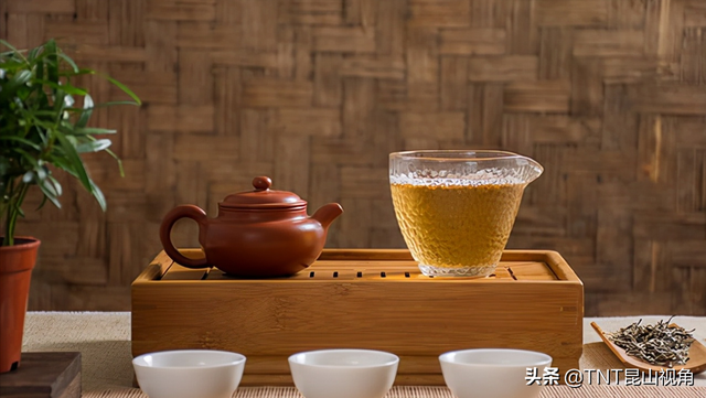 白茶的功效与作用及禁忌，白茶的功效与禁忌有哪些（白茶功效与作用及副作用禁忌）