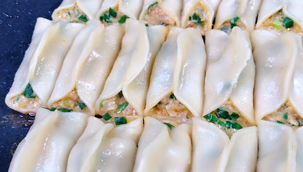 圖片[7]-【韭菜鍋貼】做法步驟圖 教你正確做法 出鍋鮮香酥脆-起舞食譜網(wǎng)