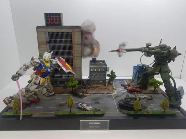 扎古和高达区别，高达扎古是什么梗（佳作：白色恶魔vs扎古）