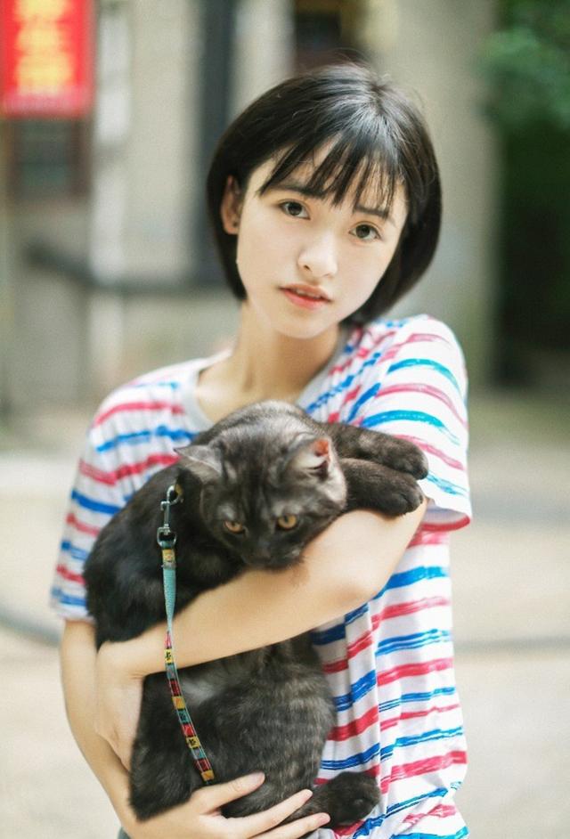 高鼻子和塌鼻子图，女生高鼻梁好看还是塌鼻梁好看（公认“巨丑”的3种鼻型）