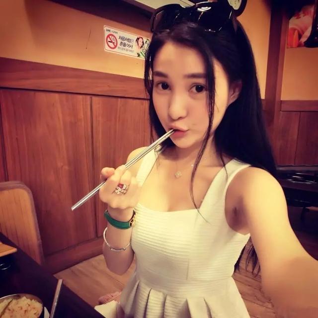 郭美美事件是怎么回事，郭美美事件始末（“炫富网红鼻祖”郭美美的堕落史）