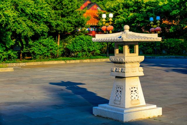 六鼎山大佛是亚洲第一大佛吗，金鼎大佛是亚洲第一大佛吗（长白山下藏有世界最高坐佛）